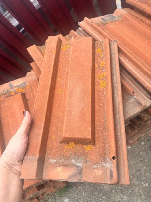 Țiglă ceramicǎ folositǎ