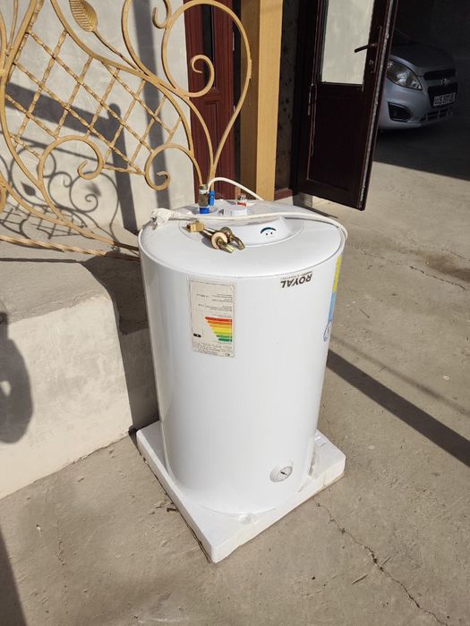 Ariston Royal sotiladi