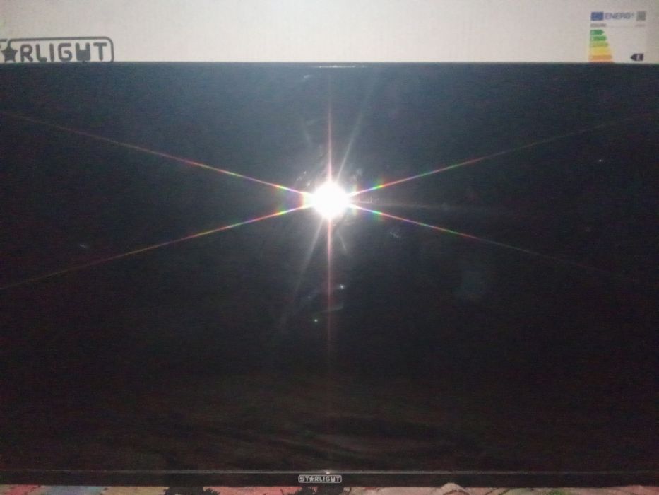 Vând televizor Smart TV