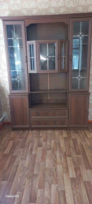Стенка в отличном состоянии