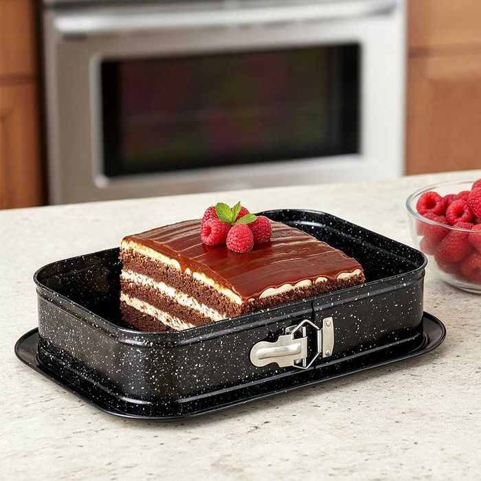 Правоъгълна форма, тефлоново покритие, падащо дъно 35x24x6.5 cm