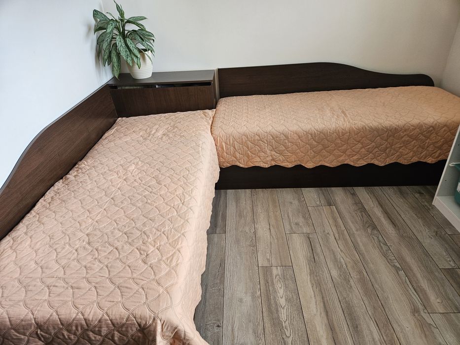 Ъглови легла с ракла и повдигащ механизъм