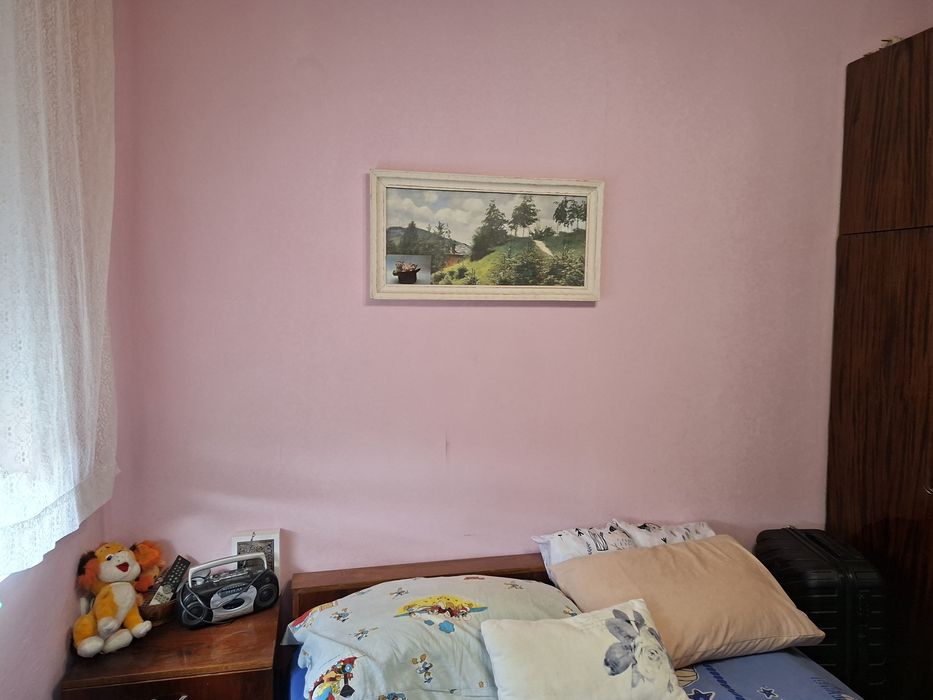 Продава двустаен  до Енерго