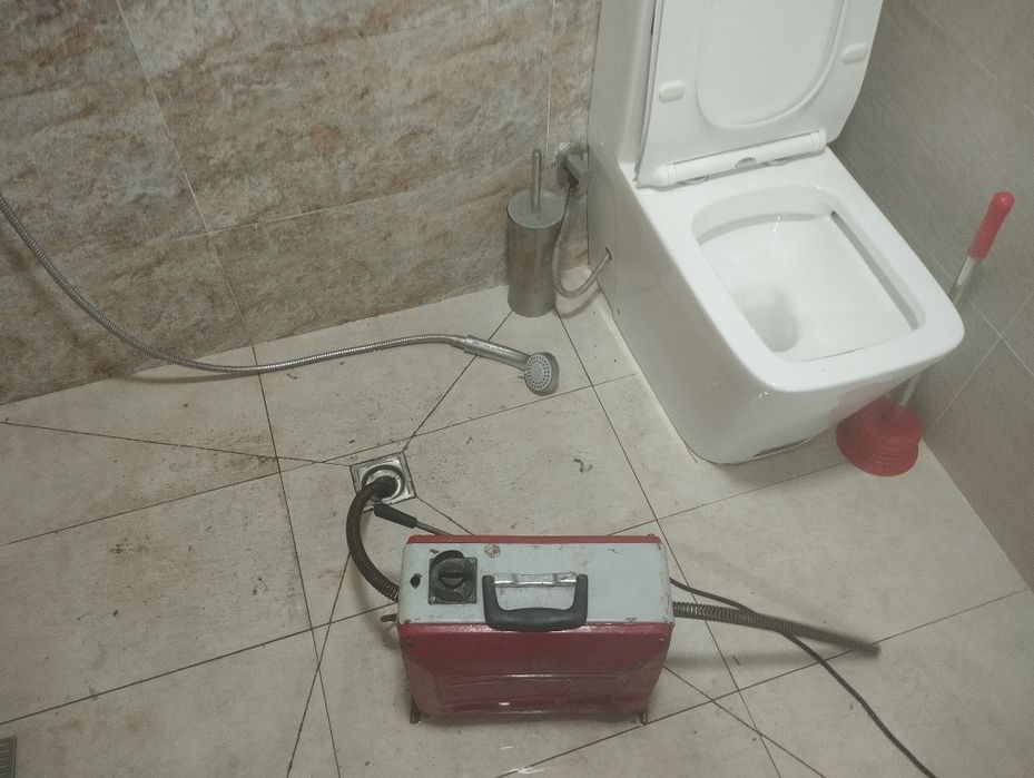 Чистка канализации с аппаратом