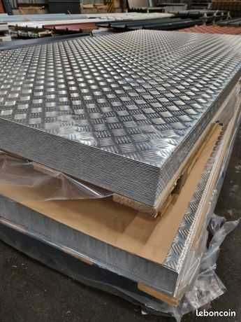 Алюминиевый рефлёный лист – качественный, лёгкий и долговечный