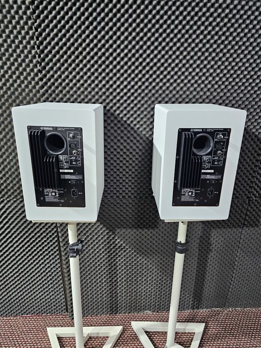Monitoare de studio Yamaha HS 8 White plus stative