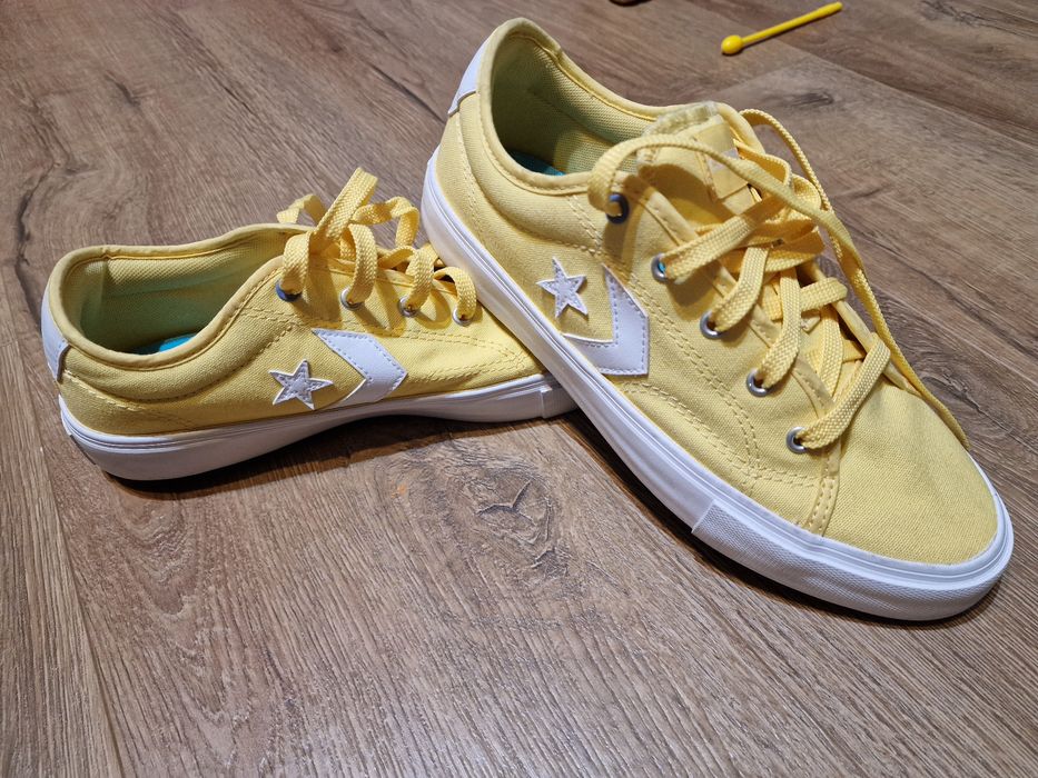 Tenesi Noi Converse