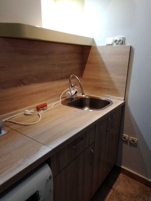 Дава разширена гарсониера под наем в топ център