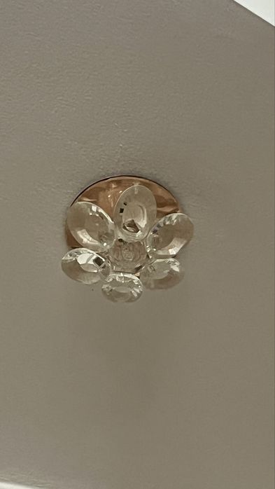 2 люстры + 10 маленьких светильников