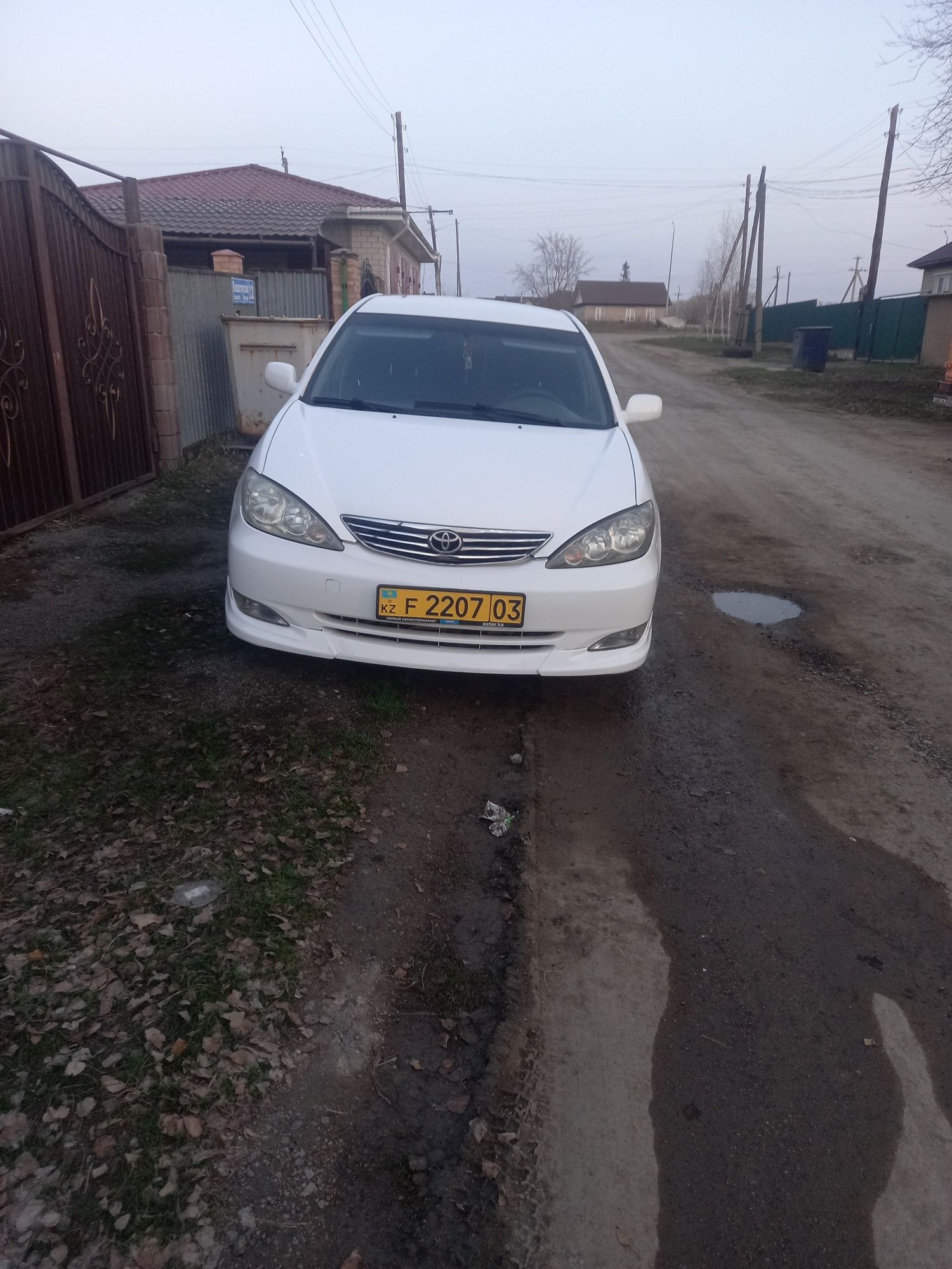 Toyota Camry - Транспорт в Западное - OLX.kz