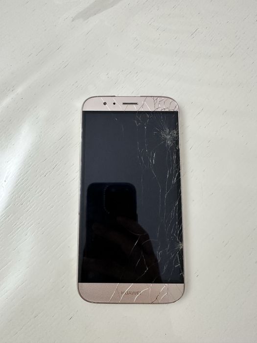 Продам телефон Хуавей