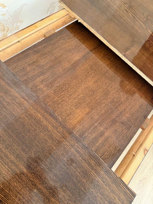 Продам раздвижной стол