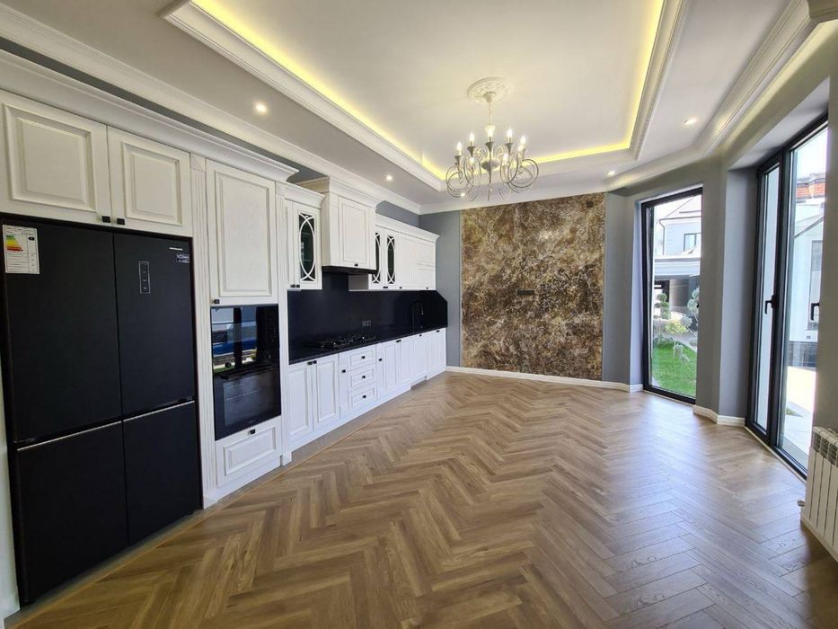 Ул. Буйук Ипак Йули  Дом 5,5 соток