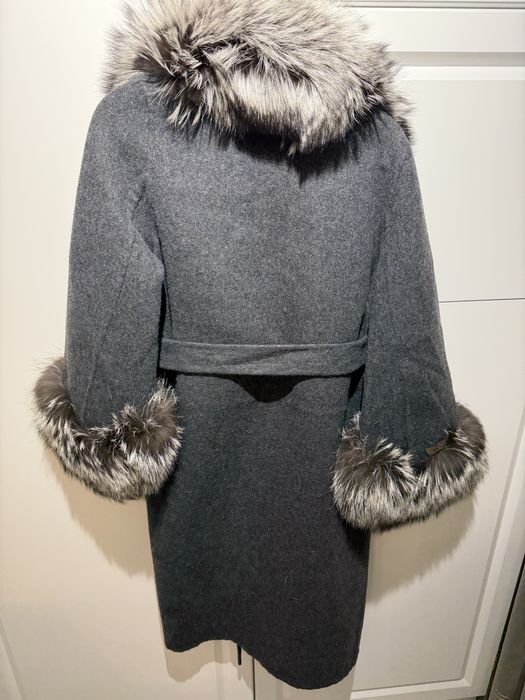 Ново палто кашмир и лисица