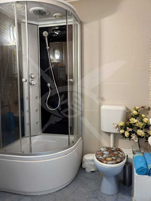 Продава се Къща в Варна, м-т Св. Никола - 640 кв.м за 1063 €/кв.м - Снимка #14