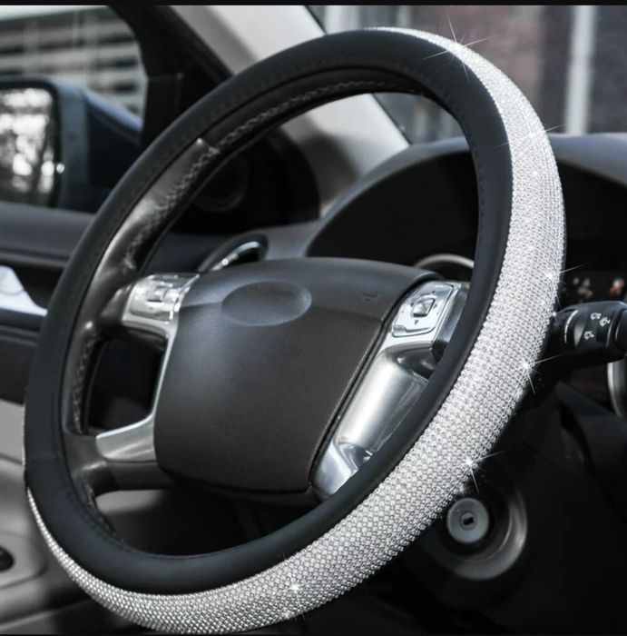 Черен Калъф за волан с камъни 38 см. еко кожа