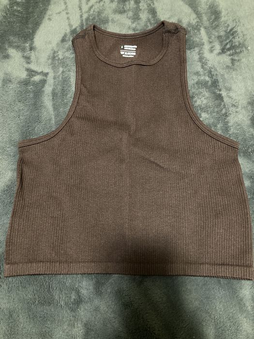 Два комплекта - клин и спортен потник