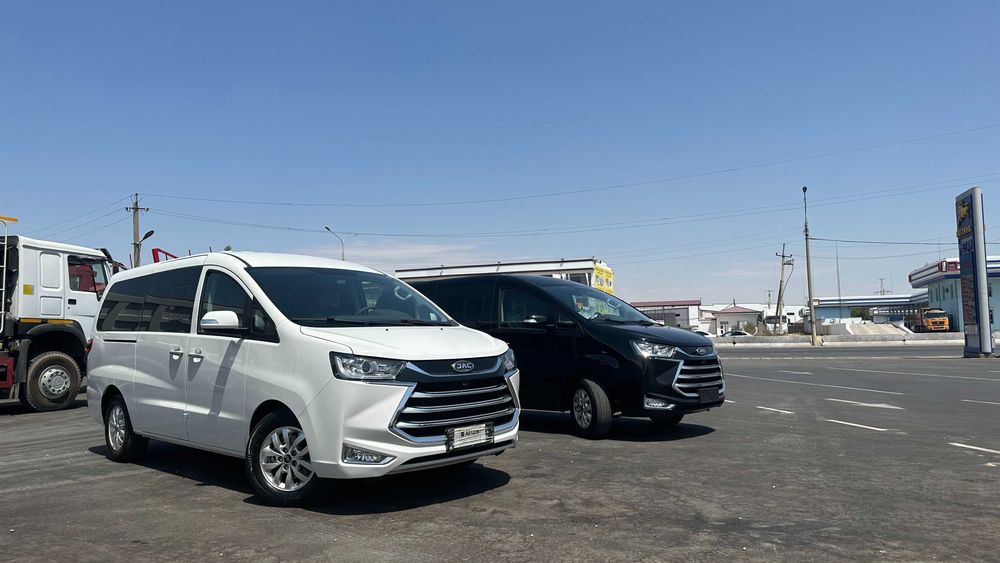 JAC M 3 PLUS aynan siz uchun.