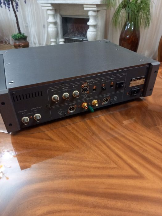 ЦАП  Esoteric D-30