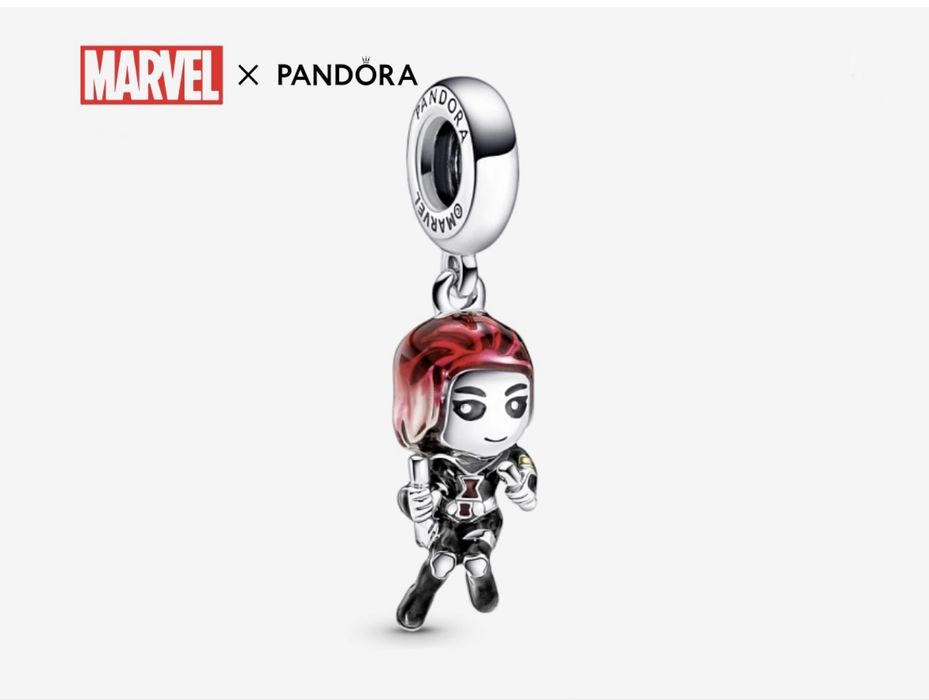 Продам браслет с шармиками от Pandora