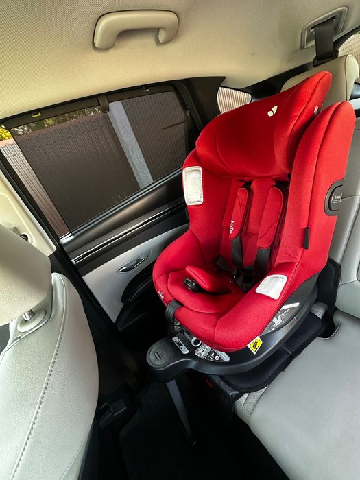 Scaun i spin360 joie auto