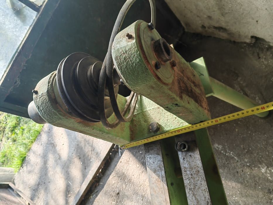 Вал с основа за струг