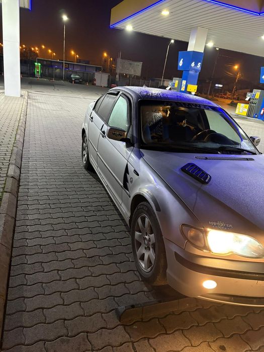 Vand sau Schimb BMW 320D din 2003...FACELIFT.