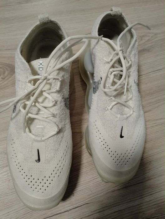 Vapormax бял цвят