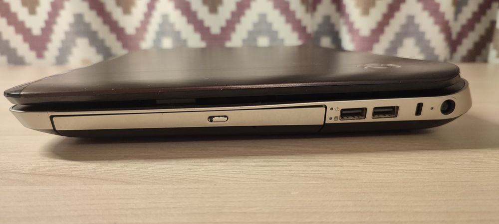 Ноутбук HP Pavilion dv6