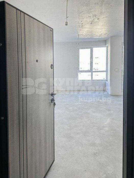 Продава се Едностаен апартамент в Варна, Център - 34 кв.м за 2015 €/кв.м - Снимка #7