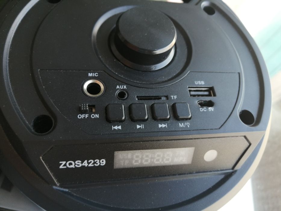 Продам колонки на запчасти