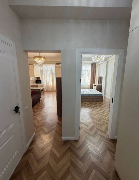 Parkent Plaza Продается 2 комнатная квартира ремонт Паркентский