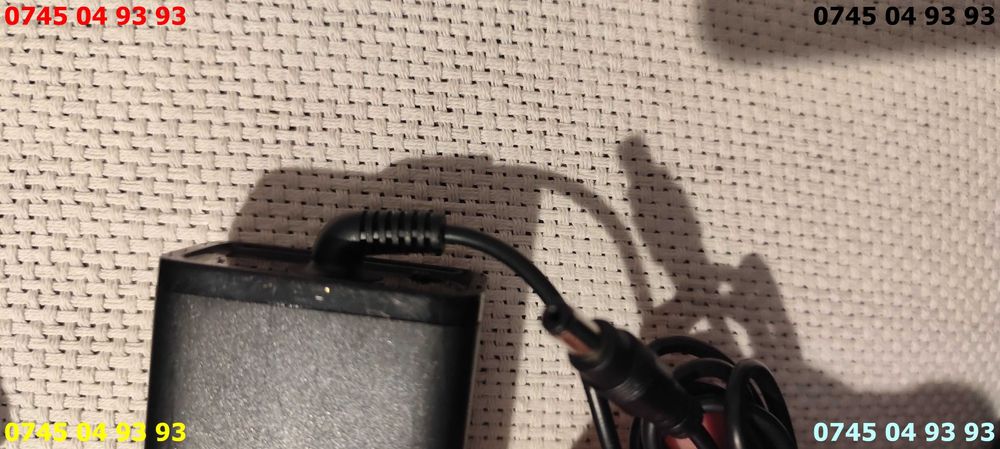 alimentator HAMA 15v 4.25A 19V 3.42A nou