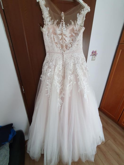 Vând rochie de mireasă din Germania
