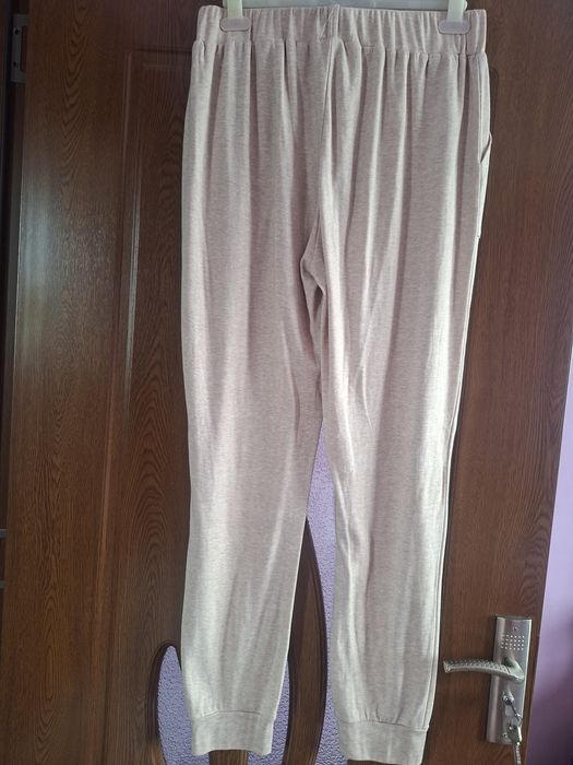 Vând Pantaloni Trening Damă Mărimea XXL Noi