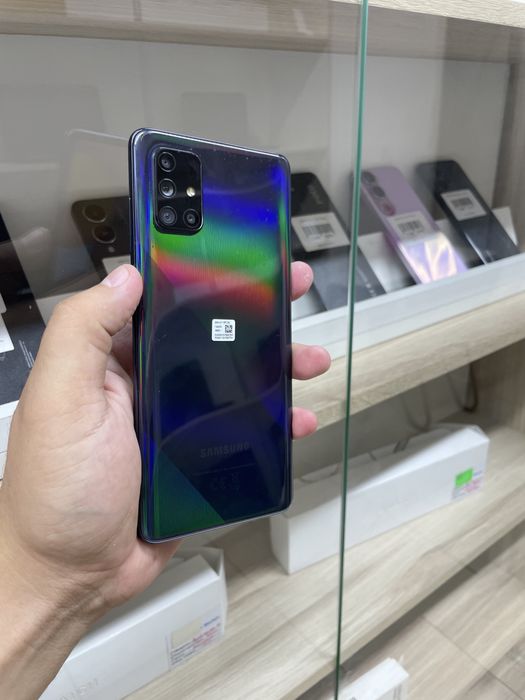Телефон Samsung A71 128gb