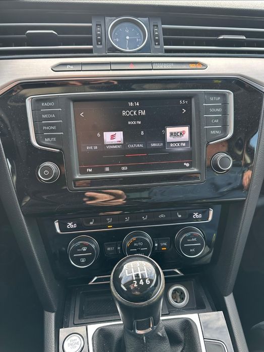 VOLKSWAGEN Passat 2015 — imagine 3