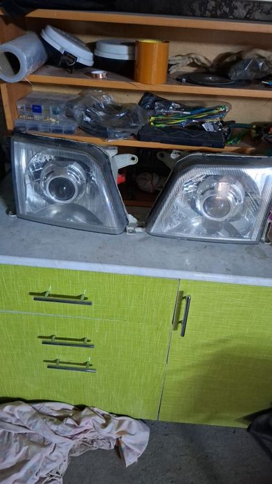 Продам фары прадо 95
