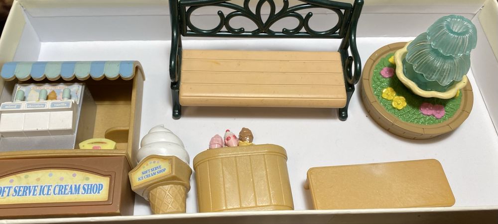 Набор игрушек из серии Sylvanian families