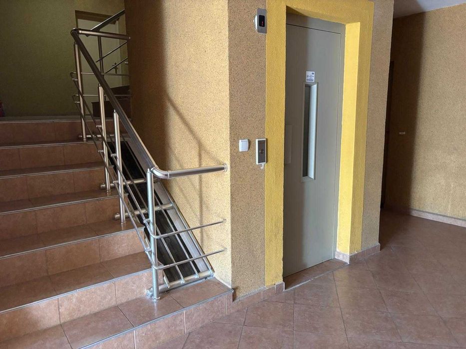 Двухстаен апартамент в Бяла с изглед на морето и природата