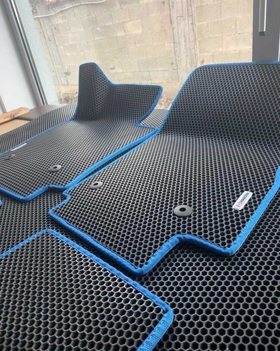 Стелки ЕВА за кола Cadilac Escalade