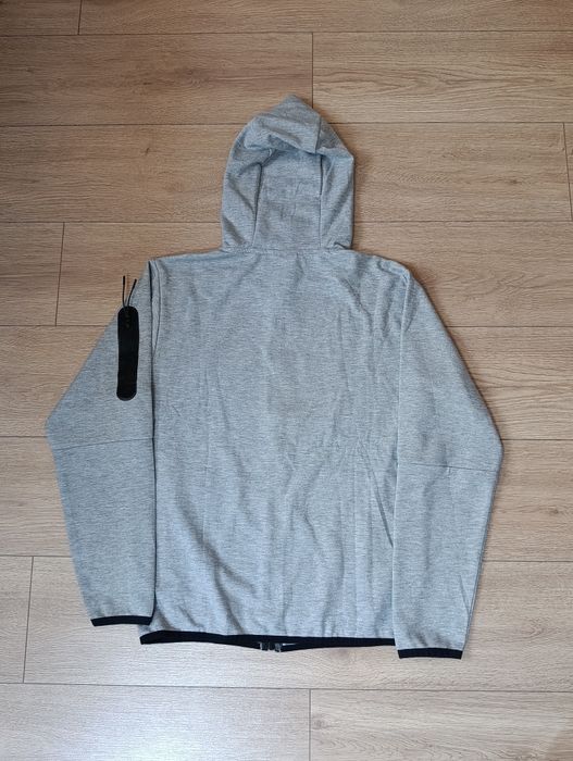 Nike tech gri, utilizat