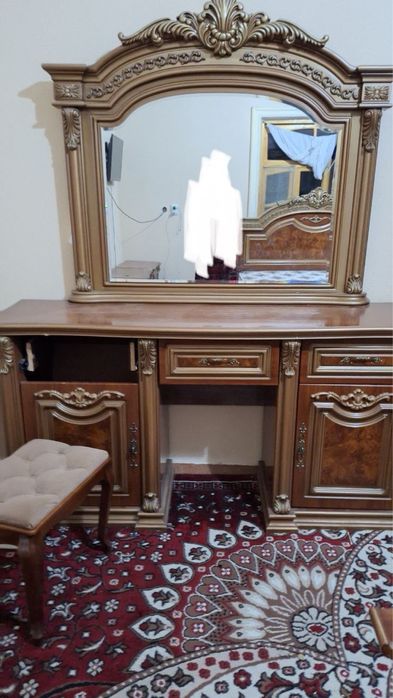 Sotiladi Yotovxona mebelari tez va arzon