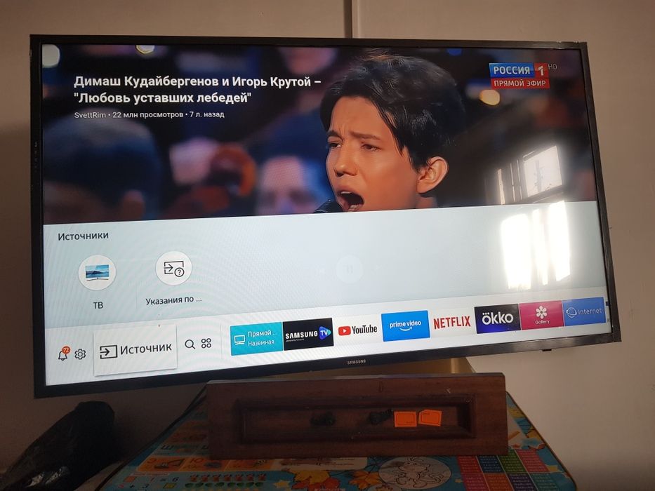 Продам samsung smart TV