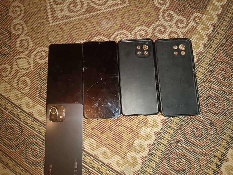 Продам телефоны на запчасти