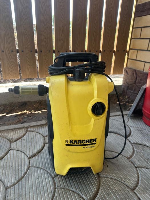 Продам Karcher K5