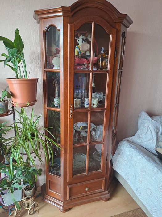 Старинни витрини