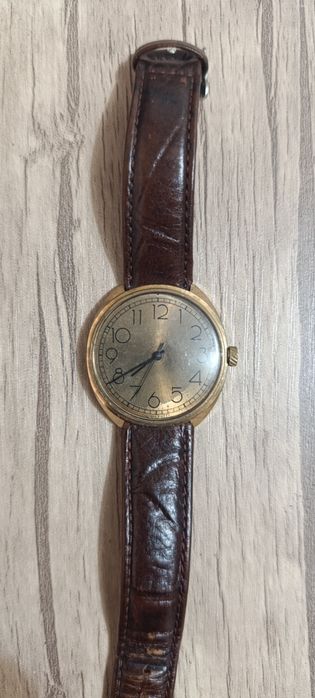 Часы Ракета позолота