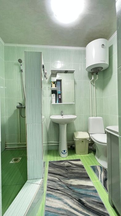 Үш бөлмелі үи сатылады