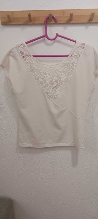 Дамски блузи с къс ръкав